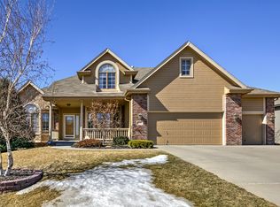 214 Allison Ave, Papillion, NE 68133