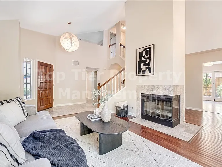 1568 Mallorca Dr — Photo 8