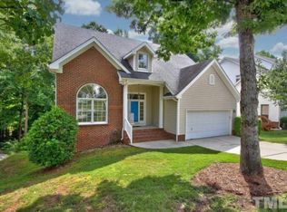 102 Red Field St, Cary, NC 27513