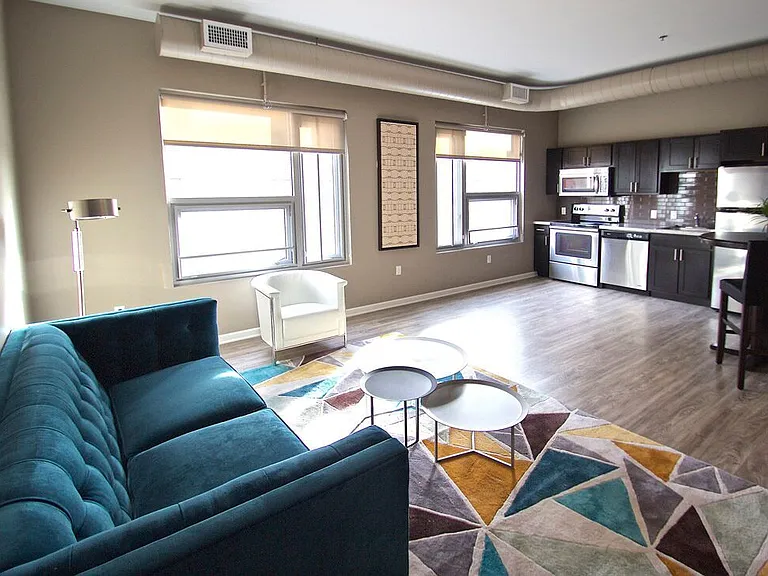 1520 Harney Street — Photo 9