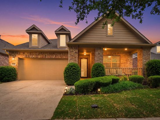 1308 Isabella Ln, Savannah, TX 76227