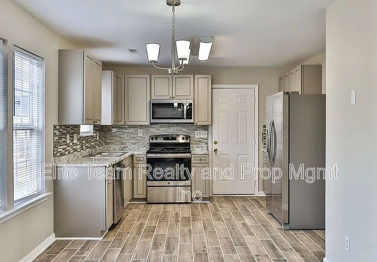 7109 Angela Marie Ct — Photo 6