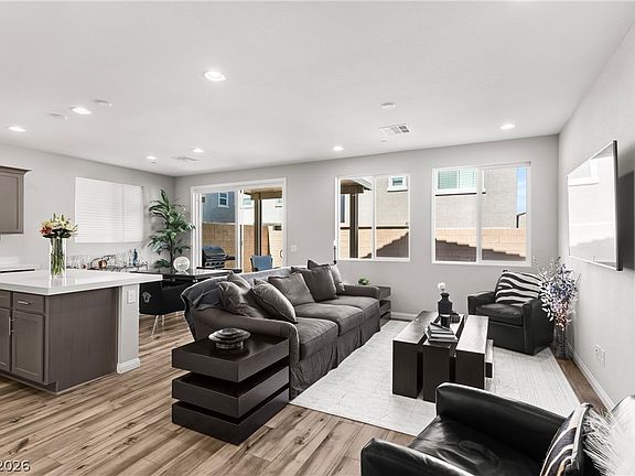 3rd image of 10626 Dryades Ave