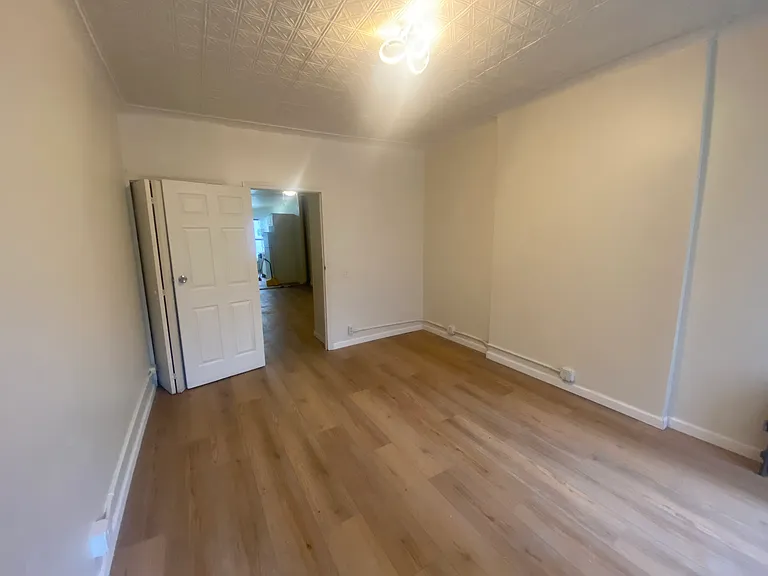 330 E 106th St #4 — Photo 9