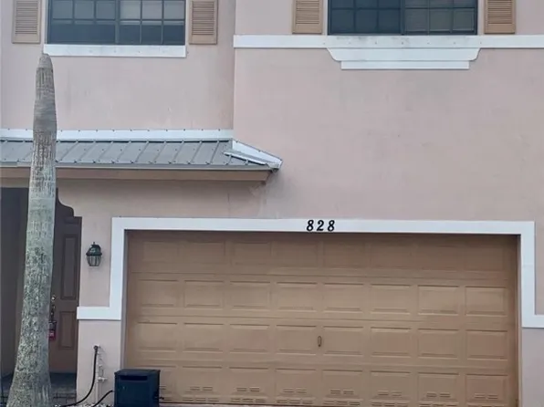 828 Sweet Lake Cir, Clewiston, FL 33440