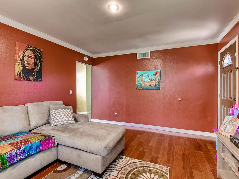 1st image of 7942 Hemphill Dr