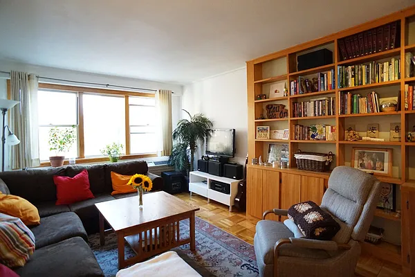 Rented by Citi Habitats | media 30