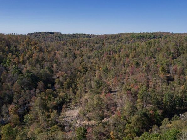 S Preston Hwy, Tunnelton, WV 26444