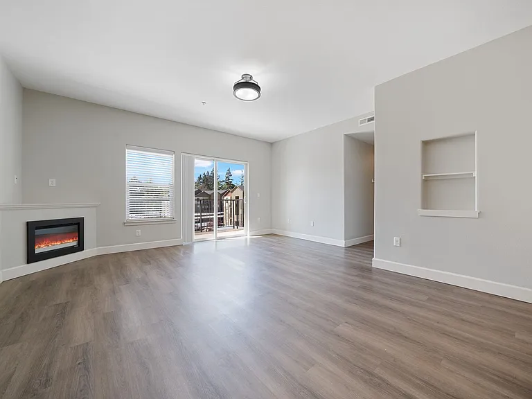 Webster Ridge Apartments — Photo 112