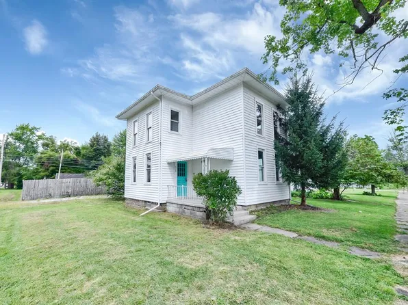 328 N Henry St, Crestline, OH 44827