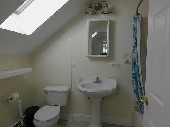 5th image of 54 Garfield St #2