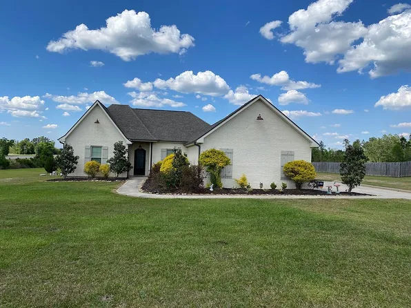 133 Plantation Trace Dr, Longville, LA 70652