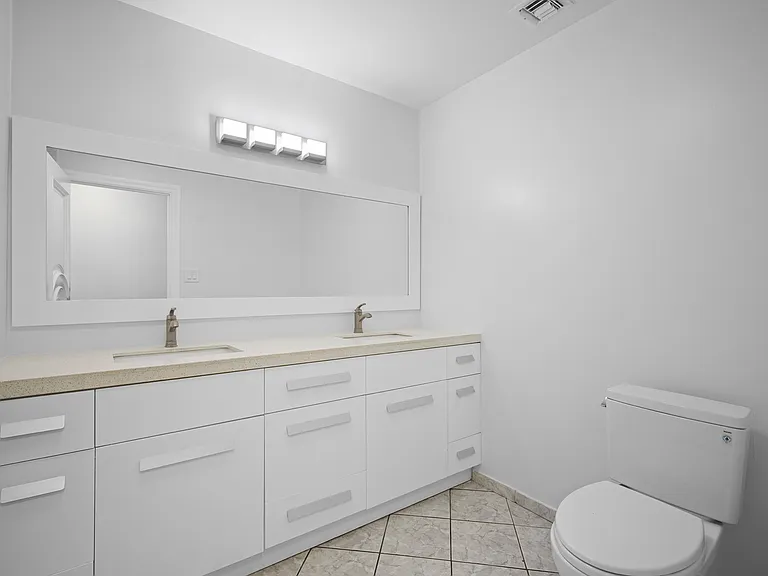 7851 Mary Ellen Ave — Photo 26