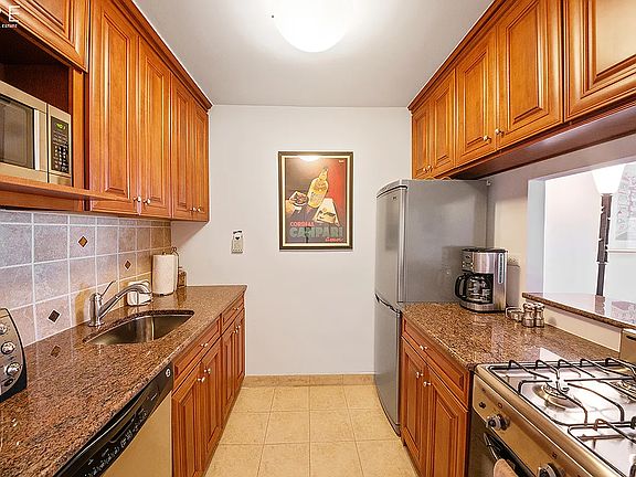 4th image of 1156 3rd Ave #11K
