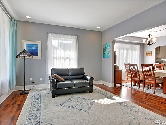 5th image of 3706 S Fawcett Ave