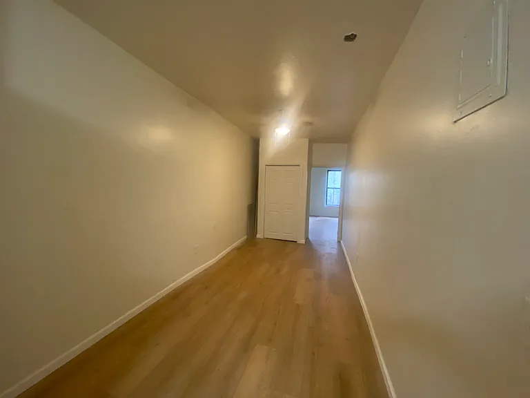 330 E 106th St #4 — Photo 7