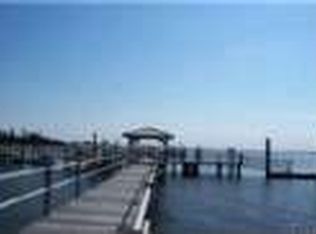 221 Windy Hills Dr, Wilmington, NC 28409
