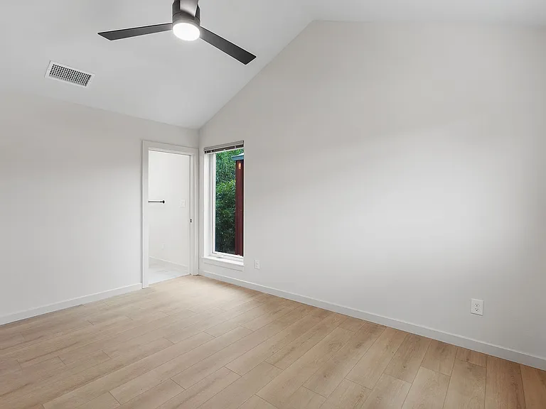 Modern Luxury in San Marcos' Premier Courtyard Community Now Leasing! — Photo 100