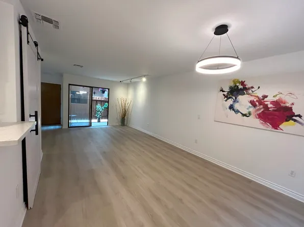 5445 Corteen Pl APT 5, Valley Village, CA 91607