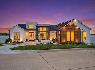 1141 Beacon Shore Rd, Kemp, TX 75143