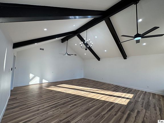 5th image of 338 Bower Rd