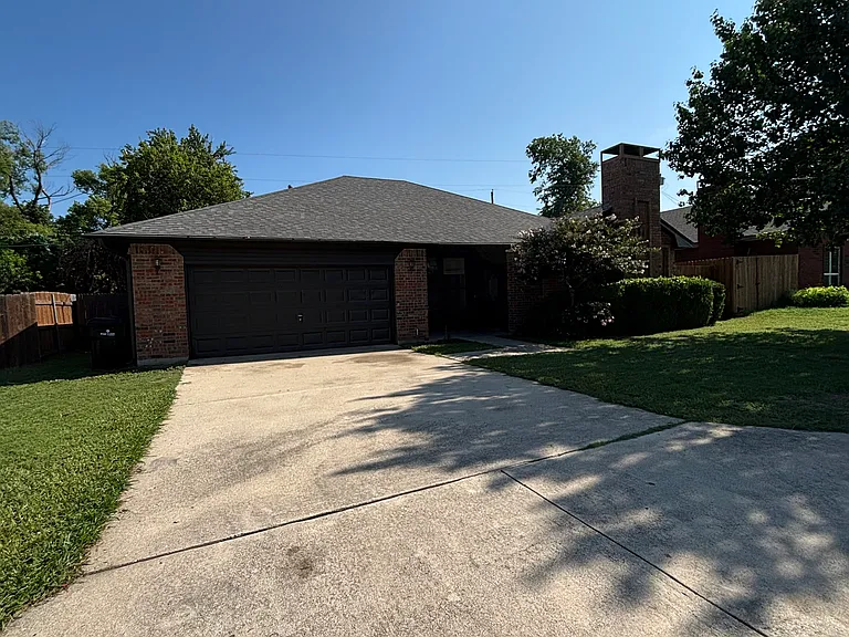 8864 Camfield Way St — Photo 3