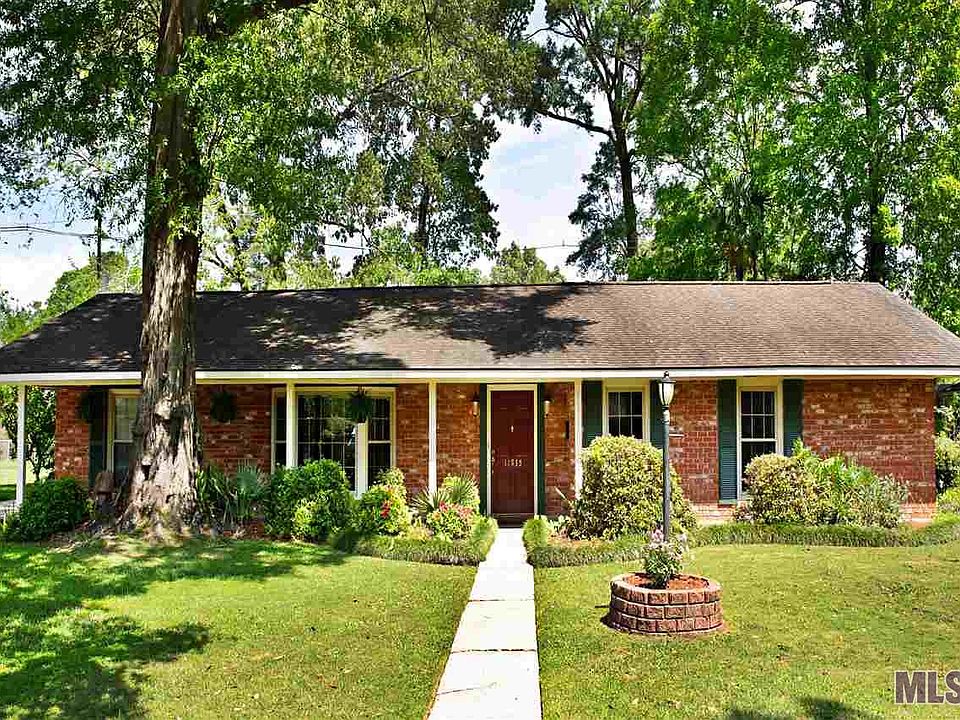 1st image of 11935 Parkwood Dr