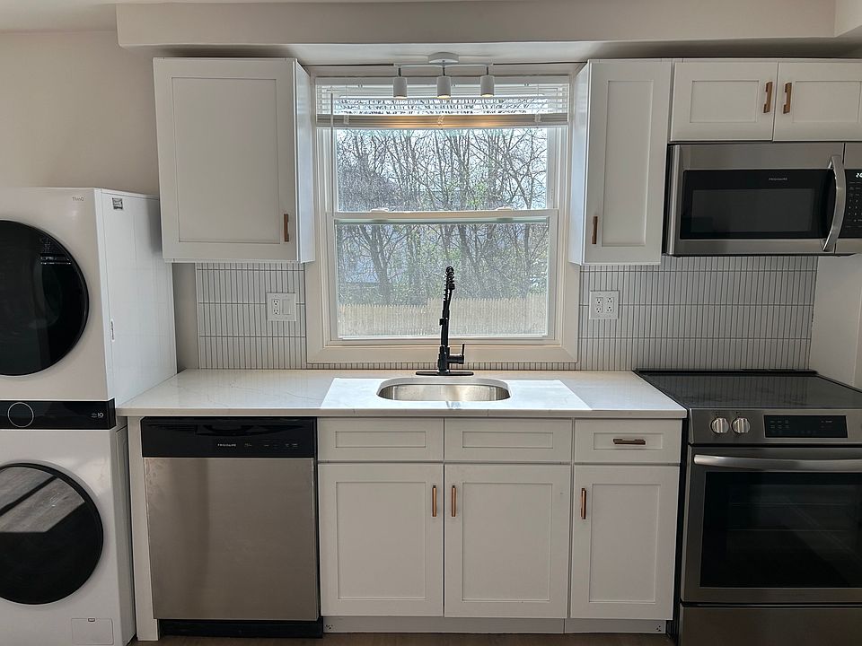 1st image of 80 Veazie St #5