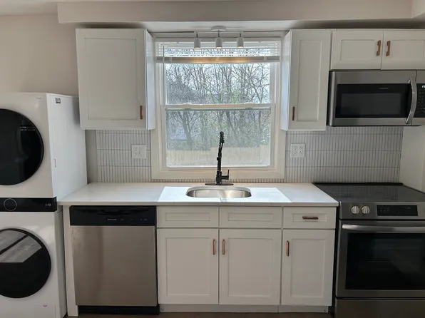 80 Veazie St #5, Providence, RI 02908