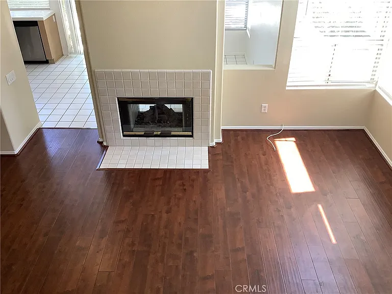 932 S Lone Pine Ln — Photo 5