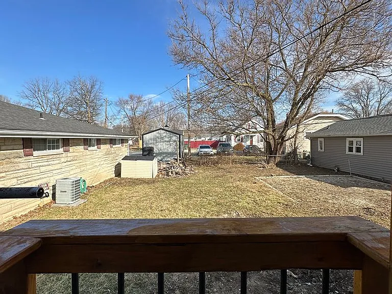 1404 W Bethel Ave — Photo 22
