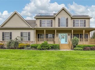 1 Prestwick Dr, Monroe, NY 10950