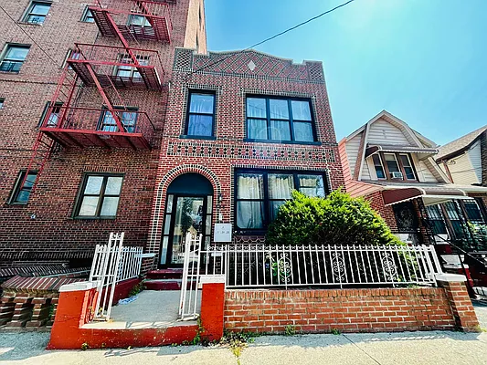 Rented by GROOME REALTY LLC | media 10