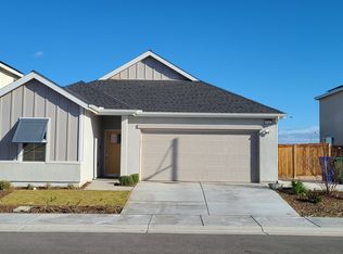 9716 Maple Terrace Ln, Shafter, CA 93263