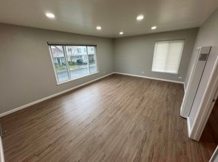 1950 San Ramon Ave APT 4, Mountain View, CA 94043