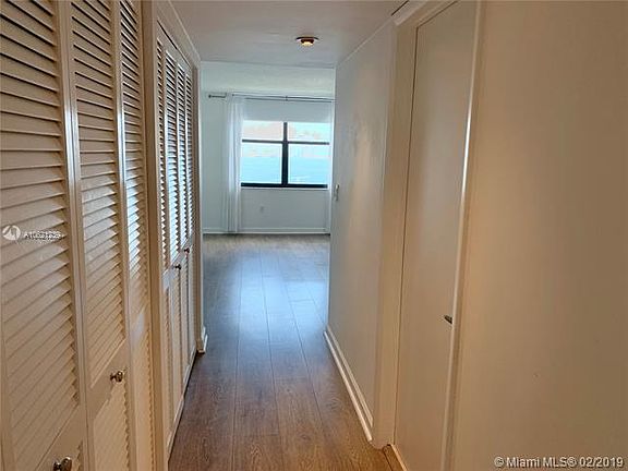 4th image of 2333 Brickell Ave APT 1605
