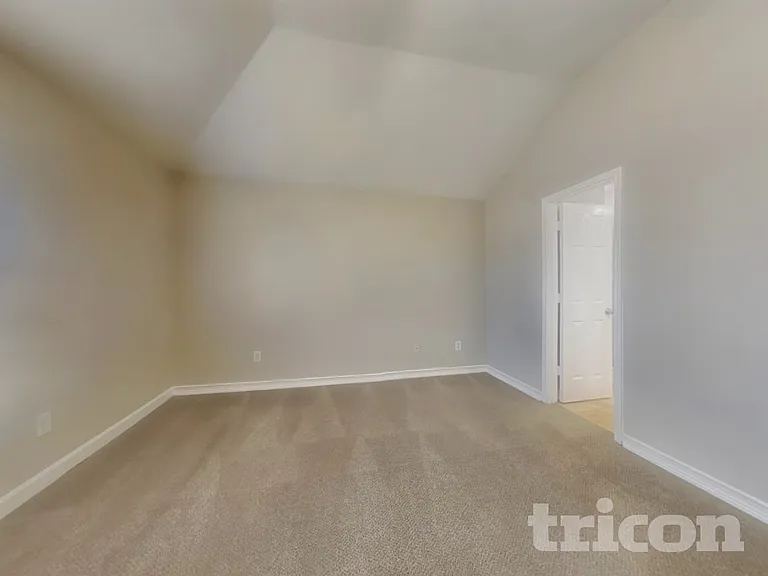 29418 Fox River Dr — Photo 10