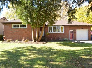 125 Linwood Ave, Williamsville, NY 14221