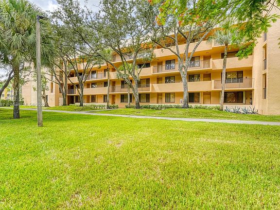 3rd image of 8592 W Sunrise Blvd APT 108