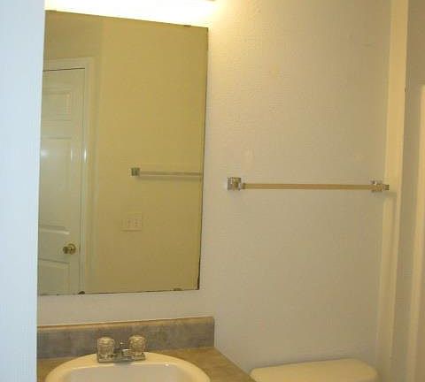 4th image of 10421 Senegal Dr