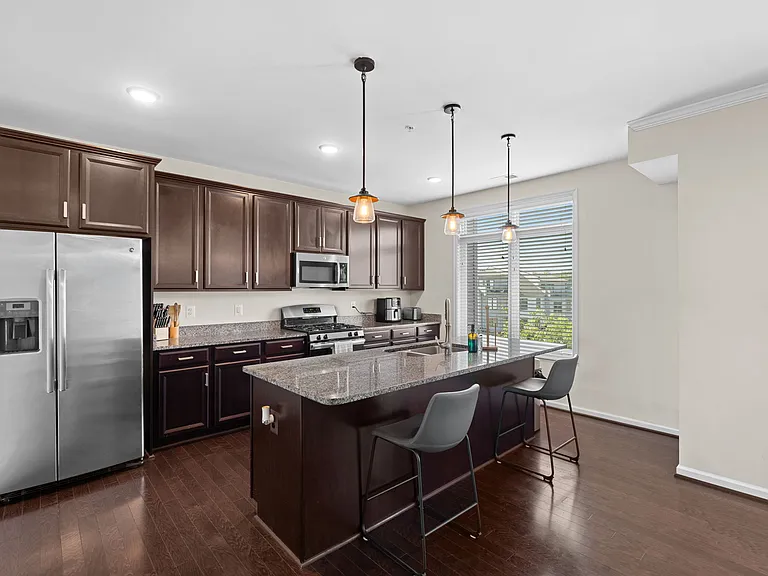1518 Ribbon Limestone Ter SE — Photo 16