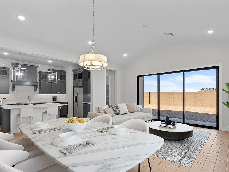1st image of 728 E Aurora Drive