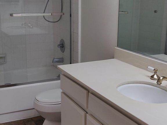 2nd image of 1700 Mission St APT 15