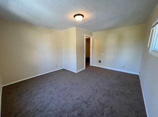 314 E Lincoln Ave #1/2, Goshen, IN 46528