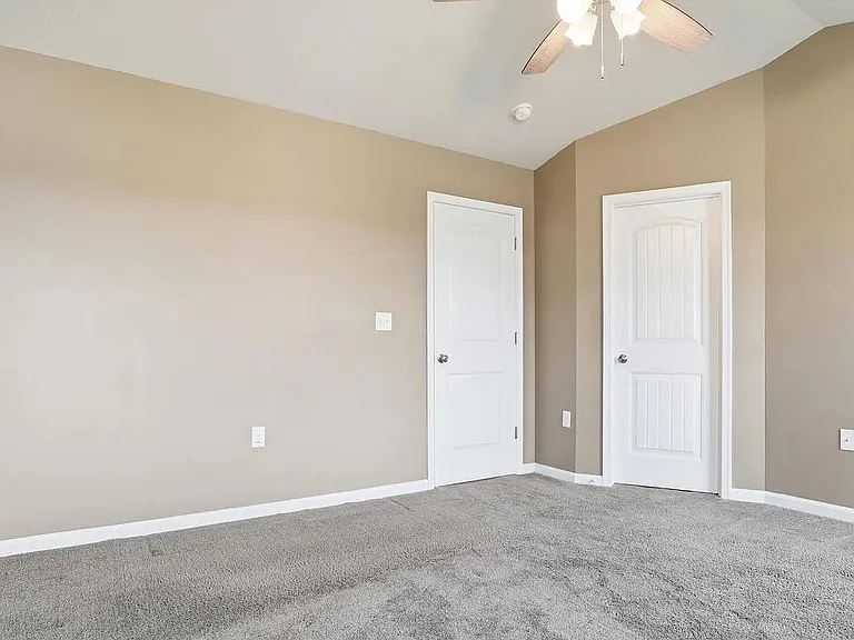 182 Hudson Blvd — Photo 23