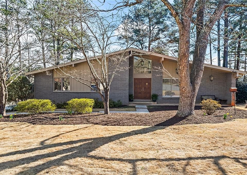 1st image of 4371 Bonaparte Dr
