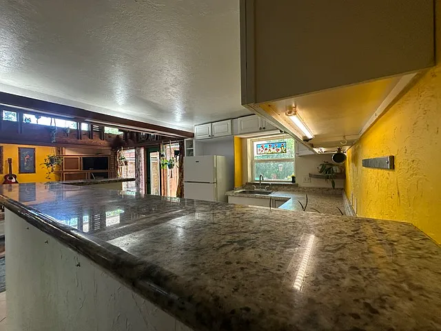 1601 Chamblee Dr — Photo 10