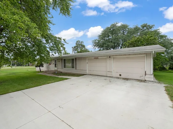 3838 E 38th St, Des Moines, IA 50317