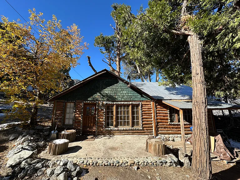 41172 Oak Dr — Photo 1