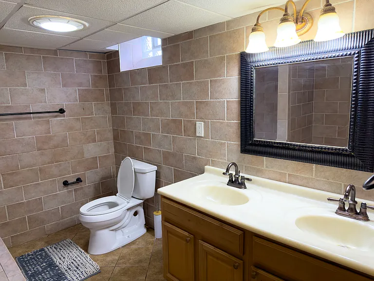 21233 Fairview Dr — Photo 37
